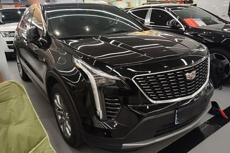 Cadillac XT4 2023 — 3