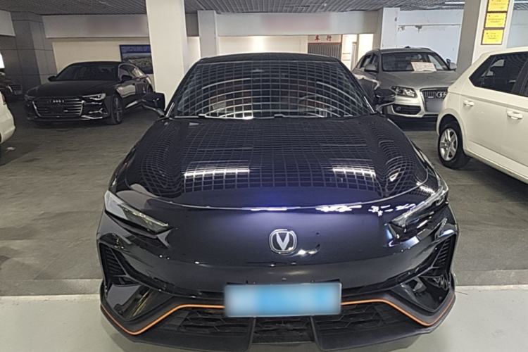 ChangAn UNI-V 2025 — 2