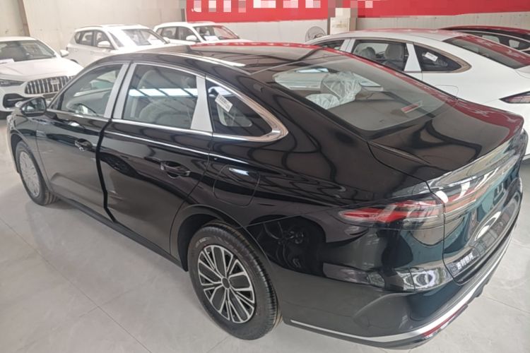 Geely Stellar 6 2026 — 4