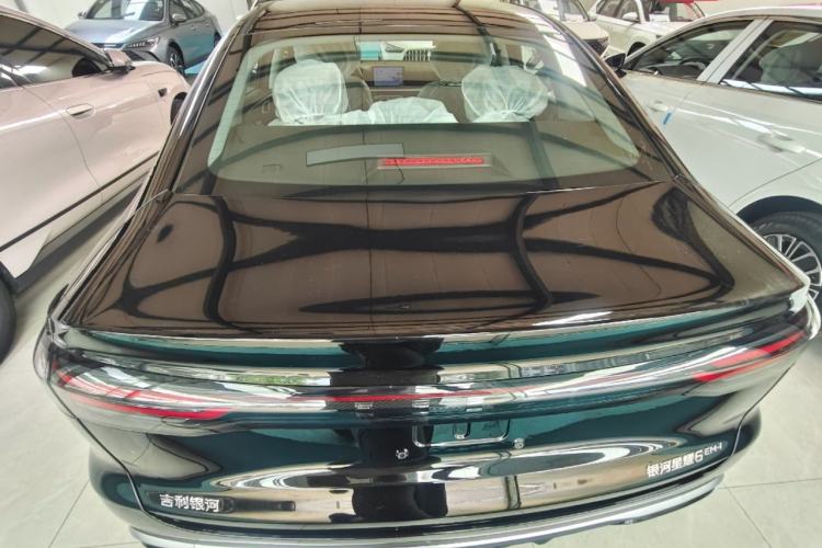 Geely Stellar 6 2026 — 5