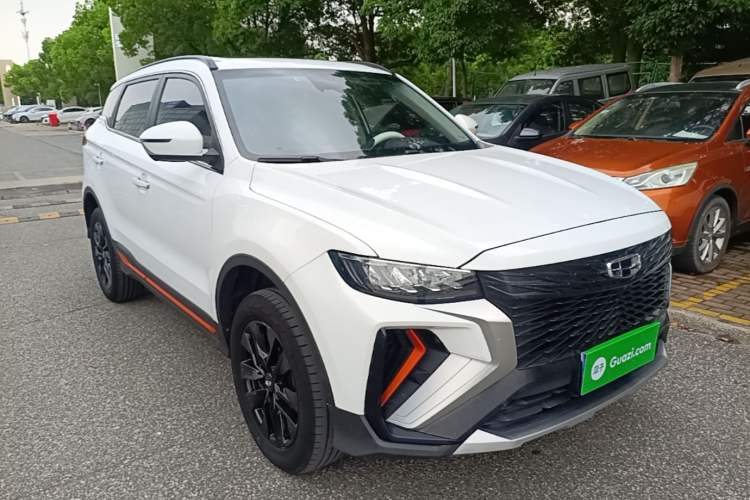 Geely Emgrand X7 2022 — 3