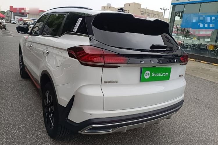 Geely Emgrand X7 2022 — 4
