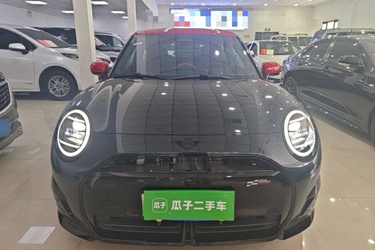 MINI Cooper 2024 — 2