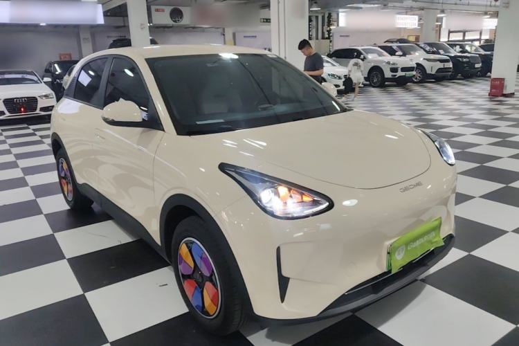 Geely Geome 2025 — 3