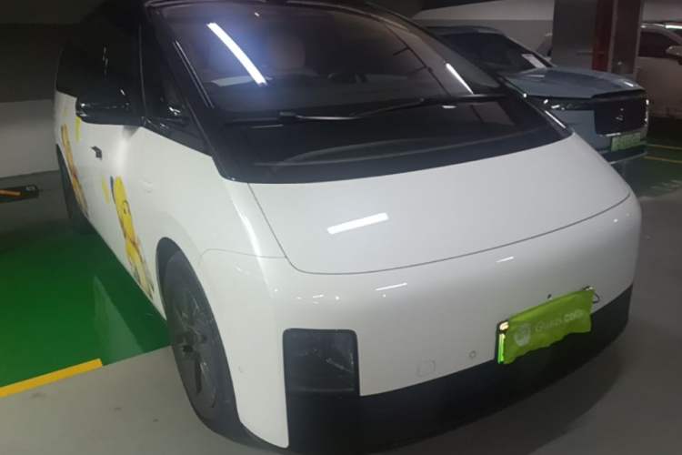Li Auto MEGA 2025 — 3