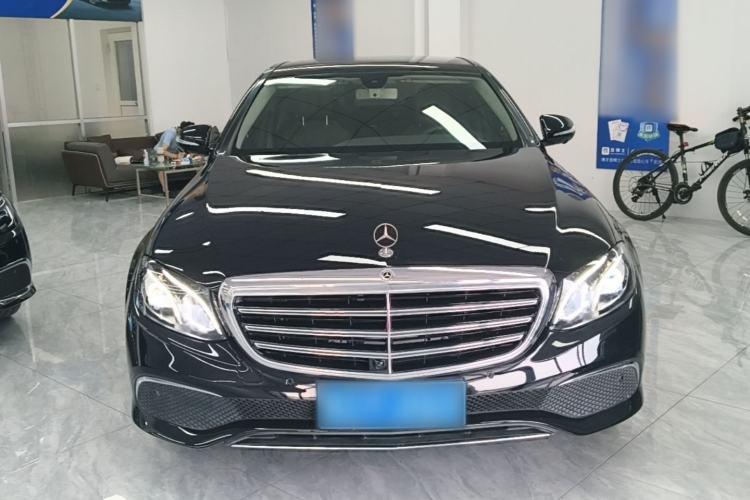 Mercedes-Benz E 300 L 2020 — 2
