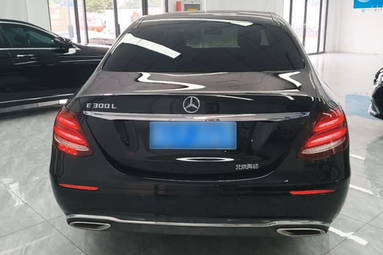 Mercedes-Benz E 300 L 2020 — 5
