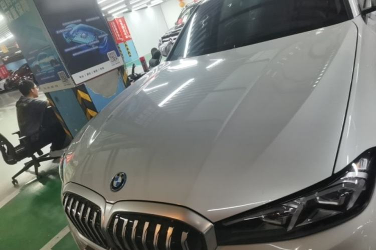 BMW i3 2024 — 2