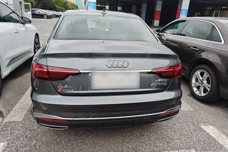 Audi A4 2020 — 5