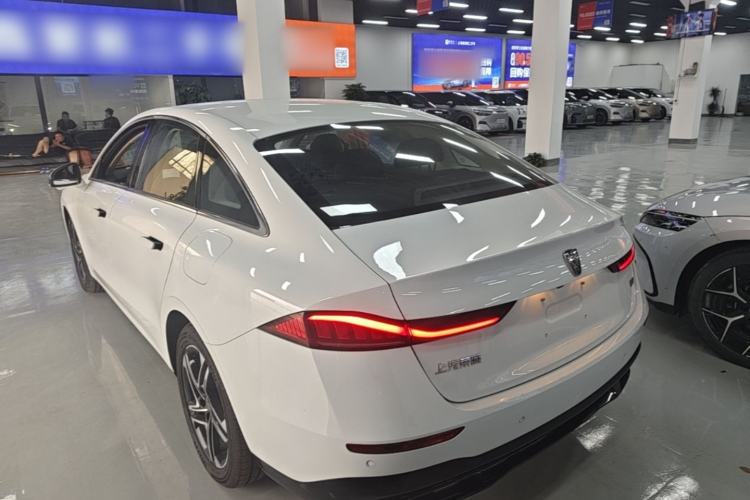 Roewe D7 2023 — 4