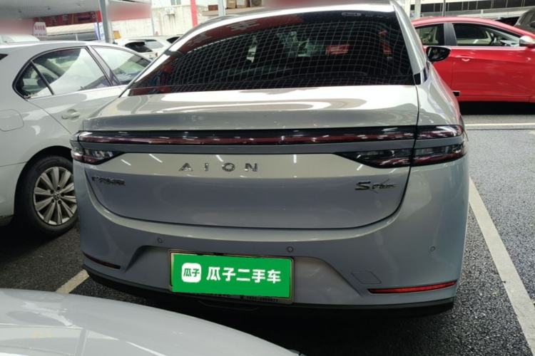 AION S Plus 2022 — 5