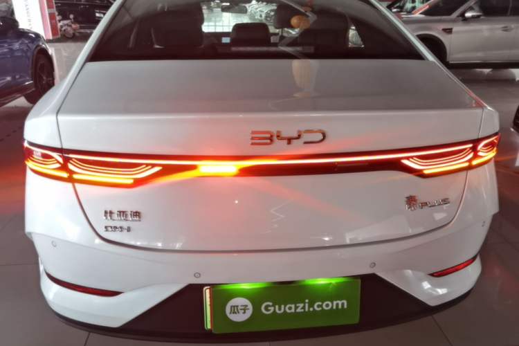 BYD Qin Plus 2025 — фото 5