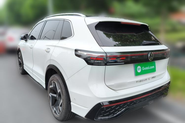 Volkswagen Tiguan L 2024 — 4