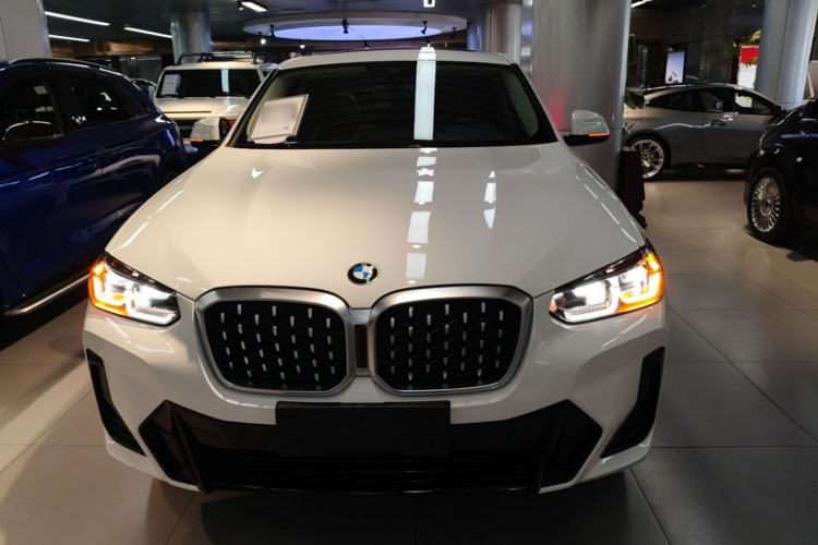 BMW X4 2022 — фото 2