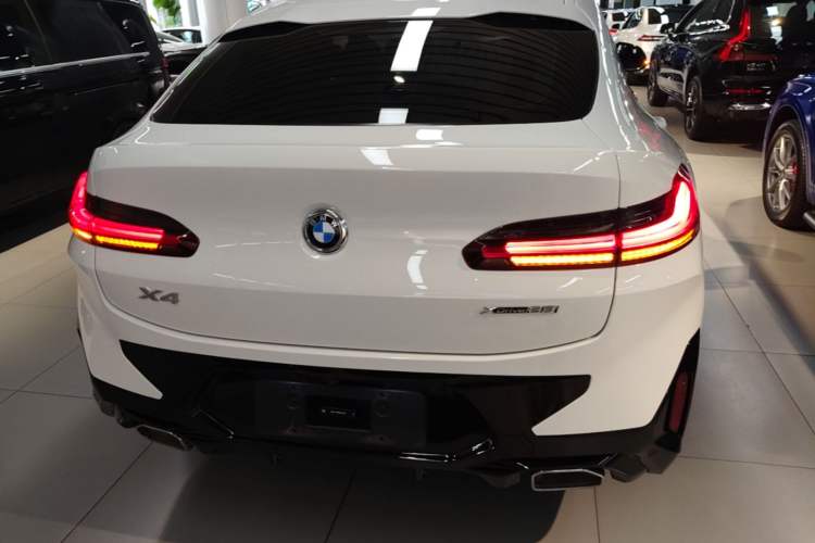 BMW X4 2022 — фото 5