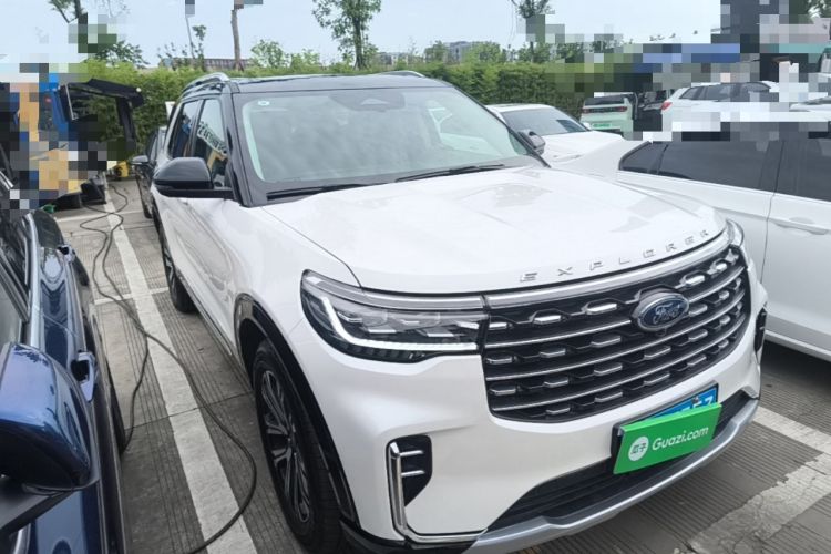 Ford Explorer 2024 — 3
