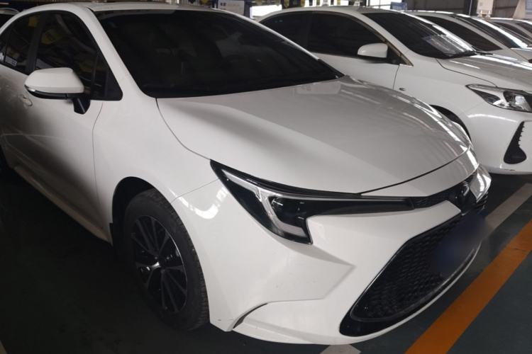 Toyota Corolla 2023 — 3