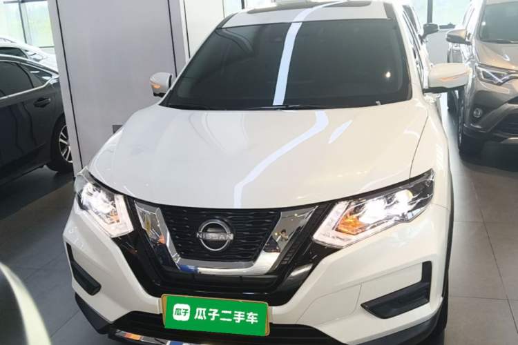 Nissan X-Trail 2025 — фото 2