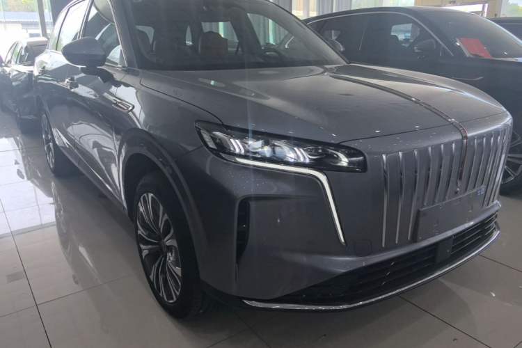 Hongqi HS6 2026 — 3