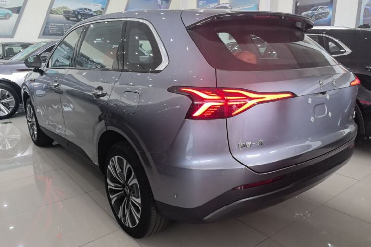 Hongqi HS6 2026 — 4