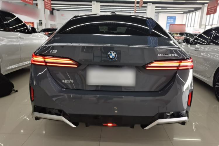 BMW i5 2024 — фото 5