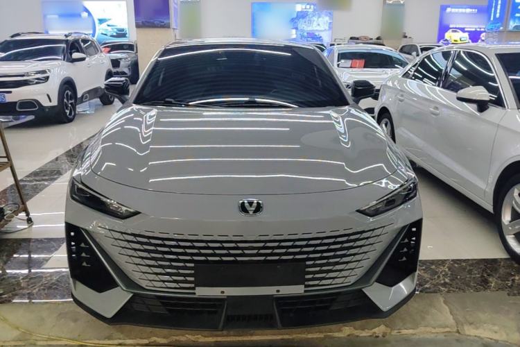 ChangAn UNI-V 2022 — 2