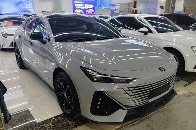 ChangAn UNI-V 2022 — 3