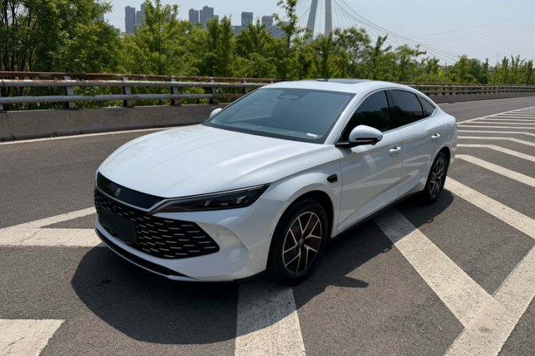 BYD Qin L 2025 — фото 1
