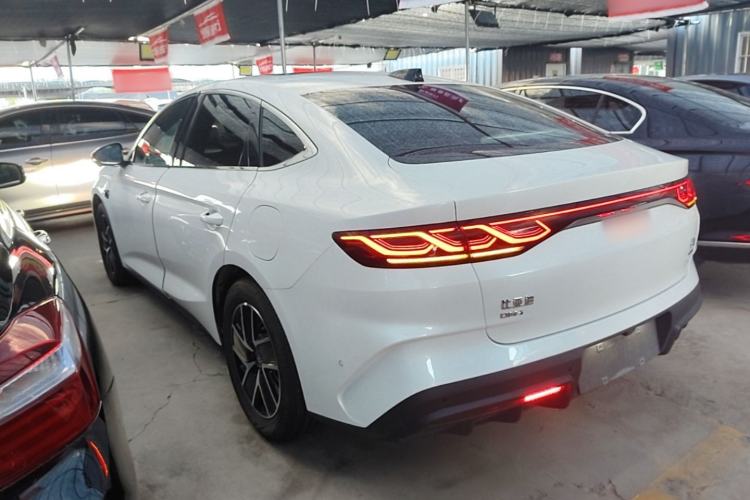 BYD Qin L 2025 — фото 4