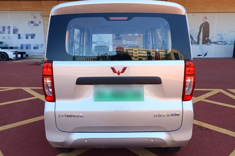 Wuling Zhiguang New Energy 2025 — 5