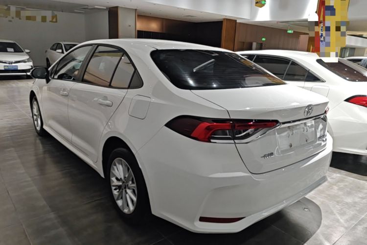 Toyota Corolla 2021 — 4