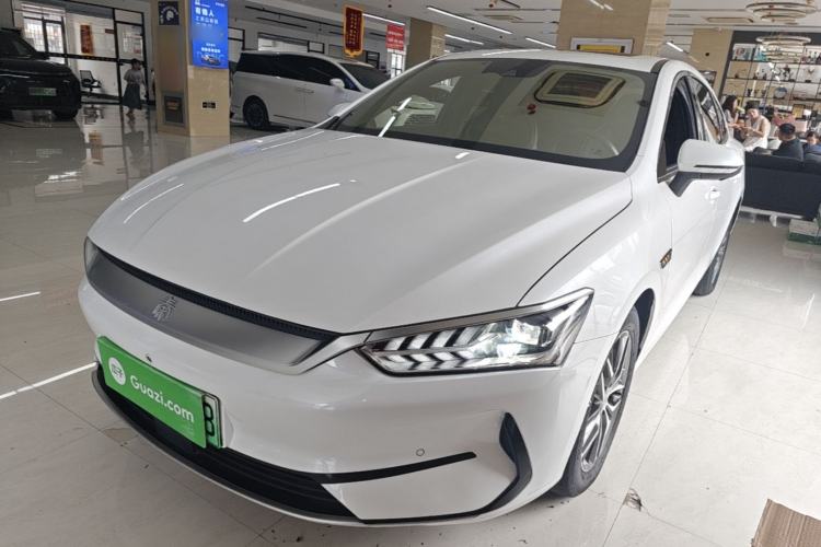 BYD Qin Plus 2021 — фото 1