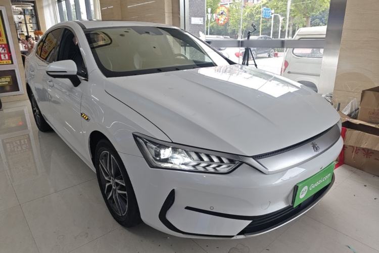 BYD Qin Plus 2021 — фото 3