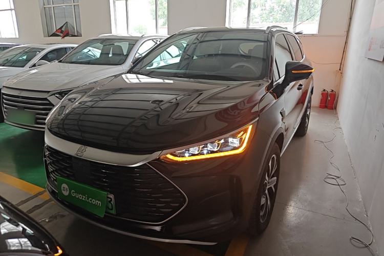 BYD Tang 2025 — 2
