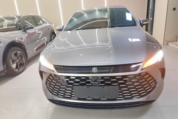 BYD Qin Plus 2025 — 2