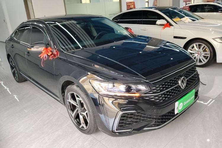 Volkswagen Passat 2024 — 3