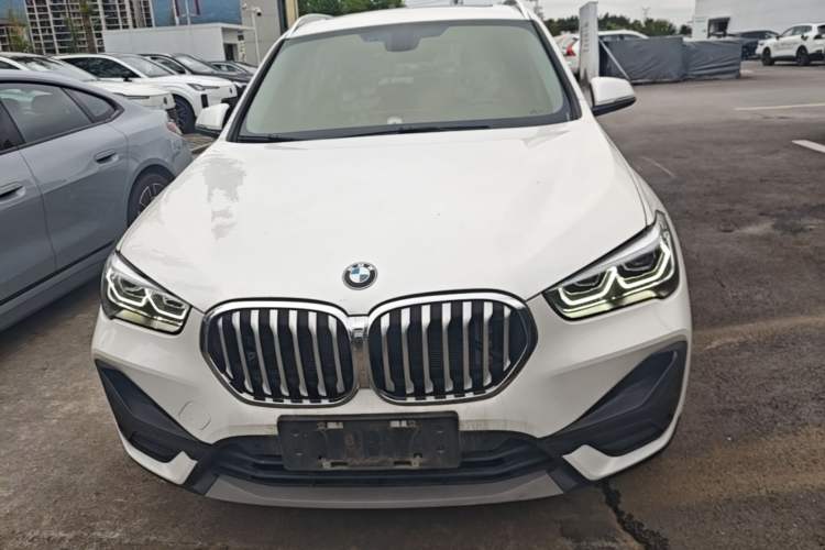 BMW X1 2022 — 2