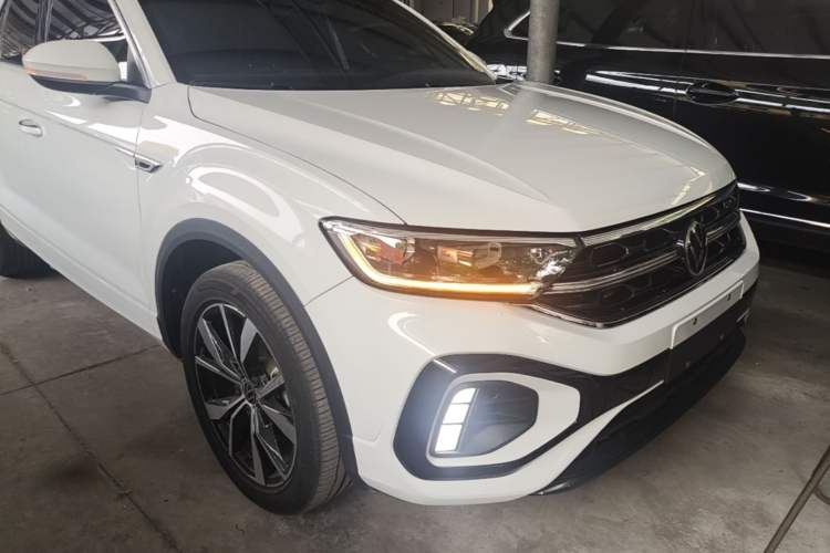 Volkswagen T-ROC 2023 — фото 3