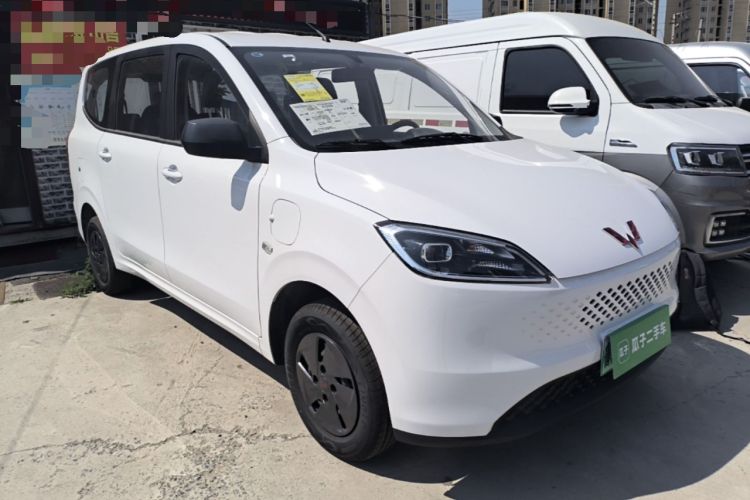 Wuling Hongguang 2025 — 3