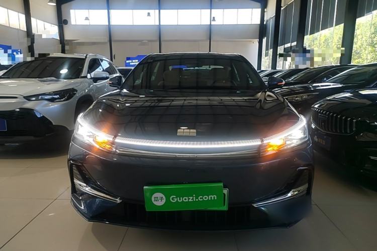 Geely Galaxy A7 2025 — 2