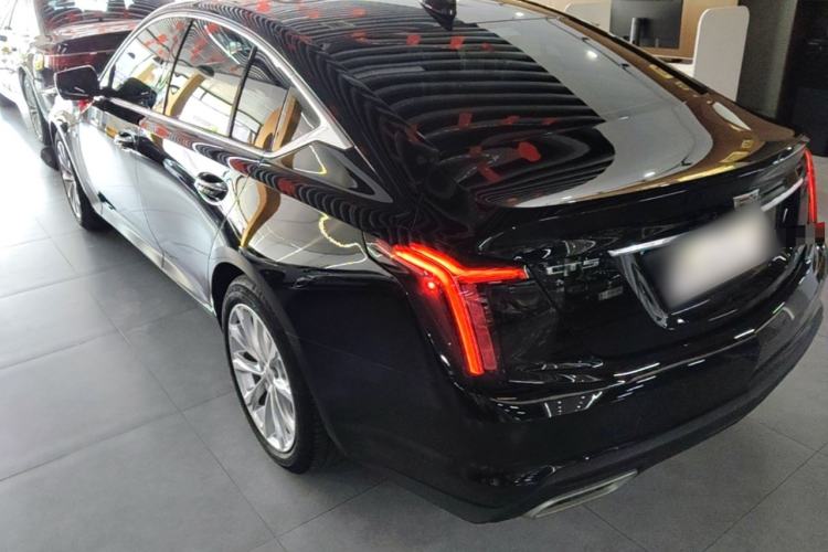Cadillac CT5 2023 — 4