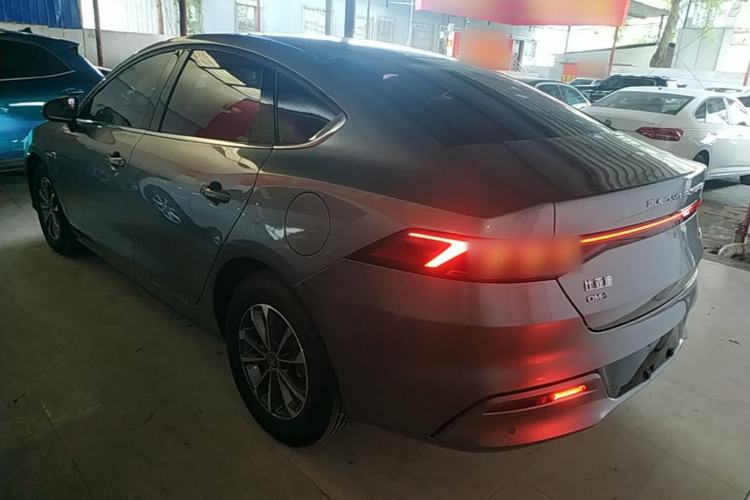 BYD Qin Plus 2023 — фото 4