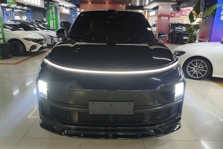 Li Auto L9 2024 — 2