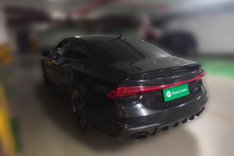 Audi A7L 2022 — 4