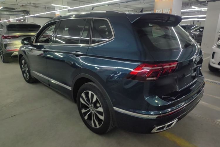 Volkswagen tiguan l 2022 — фото 4