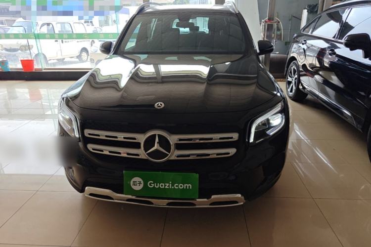 Mercedes-Benz GLB 200 2023 — 2