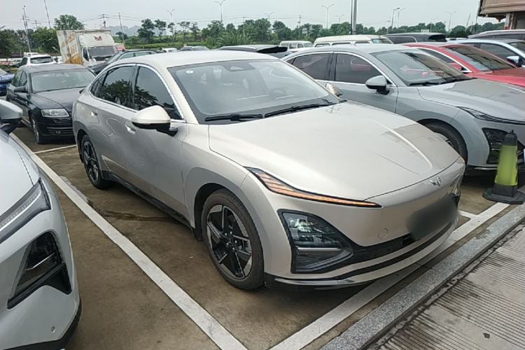 Wuling Xingguang 2024 — 3
