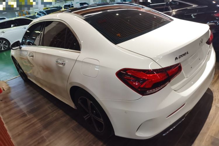 Mercedes-Benz A 200 L 2022 — 4
