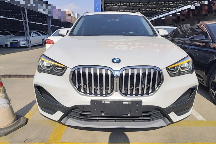 BMW X1 2022 — 2