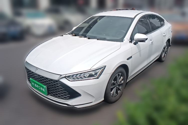 BYD Qin Plus 2023 — фото 1